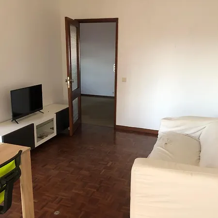 Avenida 83 Guest house